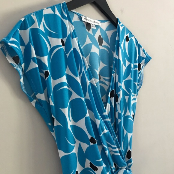 Maggy London | Stretch Jersey Wrap Dress | 10 | EUC - Picture 9 of 12